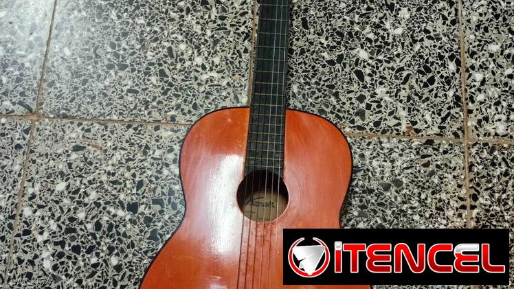 Guitarra Clásica muy buena
