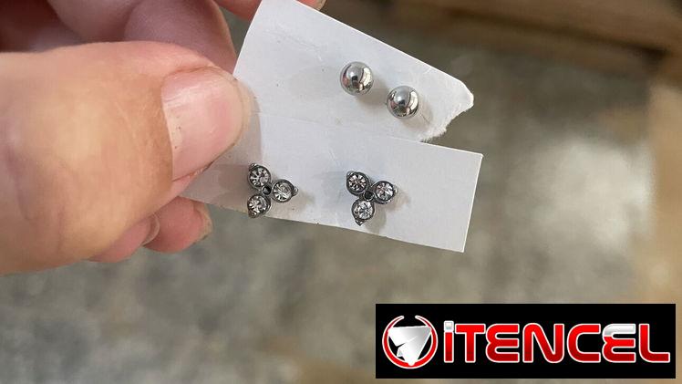 Cintos de hombre , cintos de mujer , accesorios para el pelo variados , aretes y Piercing de nariz