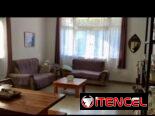 Casa en el VEDADO , cerca de Calzada y 12 en 72000