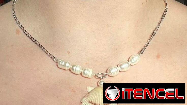 ☀️🌊 ¡El verano ya llegó y tu look playero pide a gritos el toque del mar! 🌊☀️  Collares, tobilleras, pulseras y más