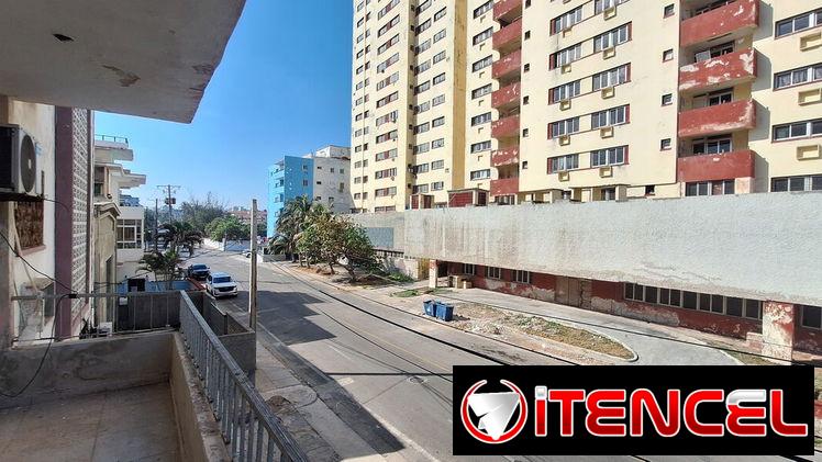 SE,RENTA APARTAMENTO INDEPENDIENTE EN VEDADO