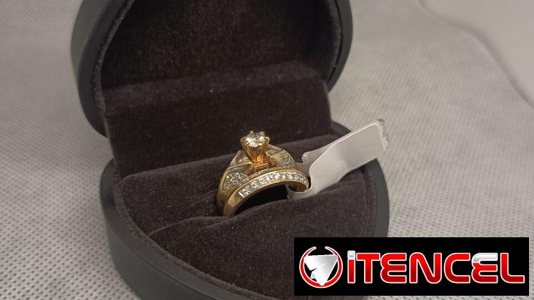 Anillos