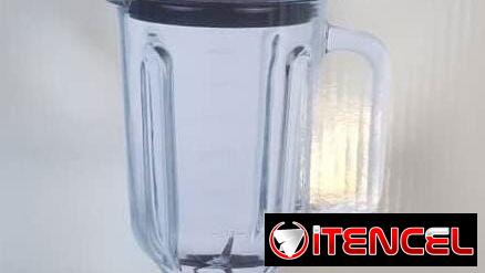 Batidora con vaso de cristal