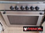 Secadora a vapor y cocina con horno
