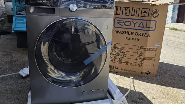 Lavadora automática con secado al vapor de 14 kg