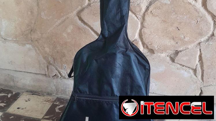 Vendo Tres con Bolso incluido en $ 25 000