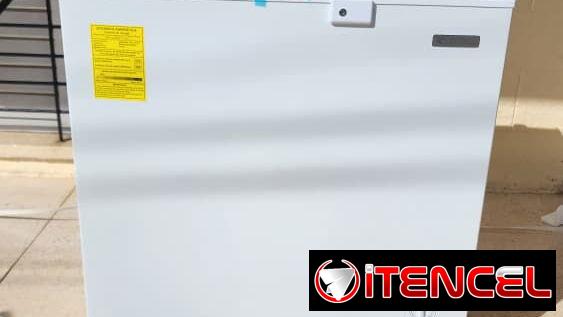 Nevera 7.8 pies³ marca Royal