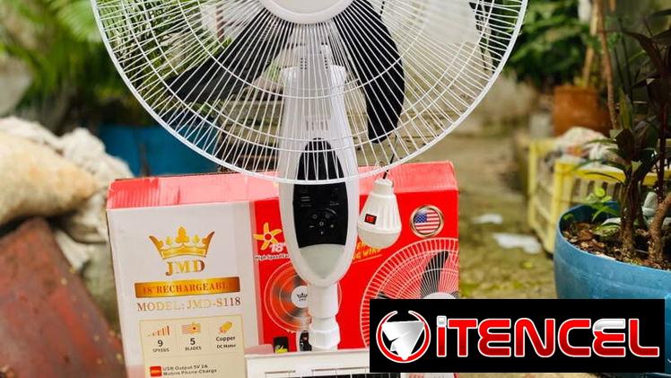 Ventilador recargable de pedestal marca JMD