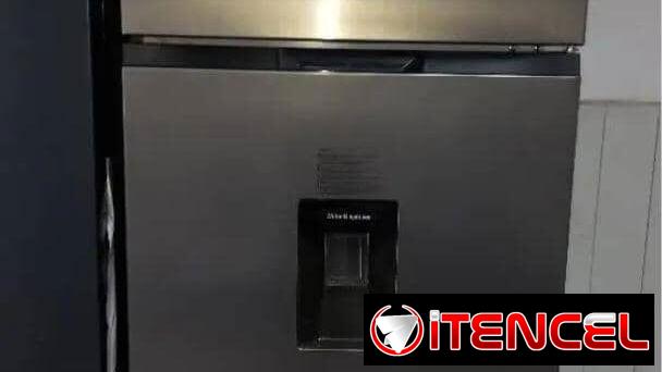 Refrigerador premium 14.8 pies con dispensador Nuevos sellados en caja