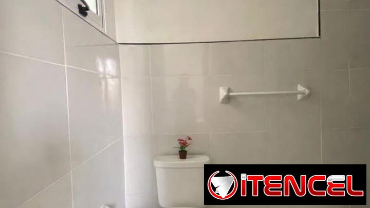 Apartamento disponible en Centro Habana a solo 2 cuadras del Malecón.
