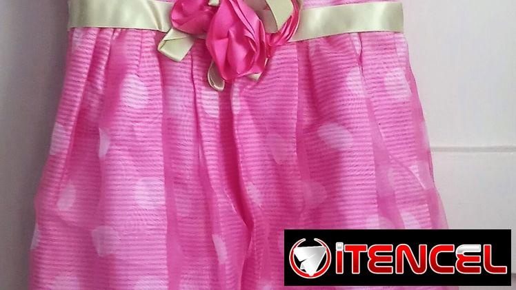 Bata para niña de 4 años, nueva