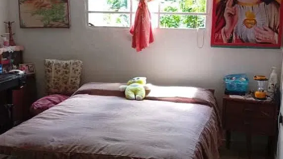 Apartamento de 2 Cuartos en 1er Piso en Edificio Microbrigada en Casino Deportivo !!!
