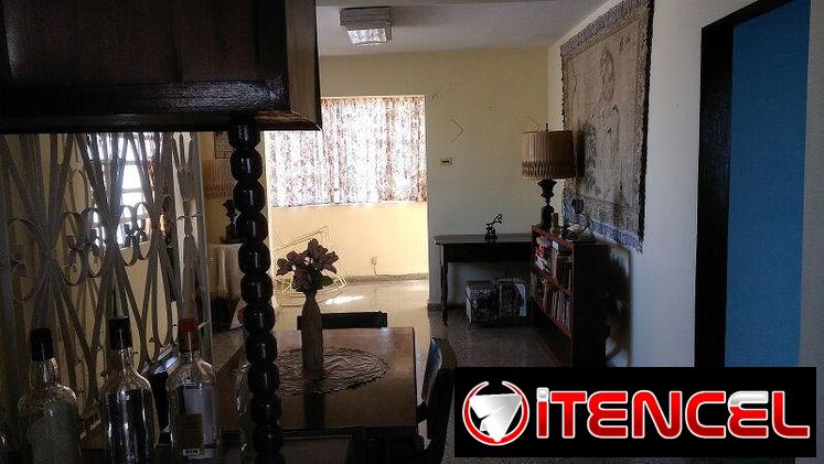 Permuta de una propiedad en La Lisa (consta de 2 casas) y 2 patios