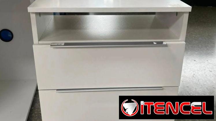 Mesita noche importada nuevas en caja
