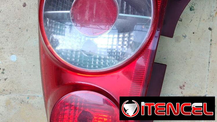 Vendo faro trasero de Kia Picanto en perfecto estado.