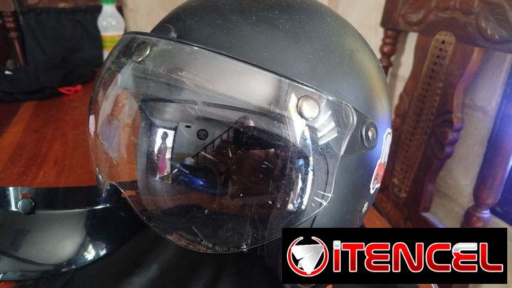 Casco de moto marca Daytona original