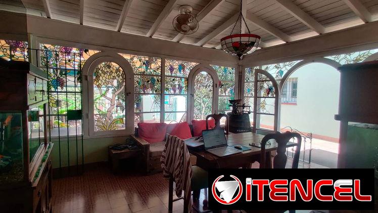 RESIDENCIA NEOCOLONIAL DE LUJO EN PLAYA: UN VIAJE AL CONFORTE DE LOS AÑOS 30!!!