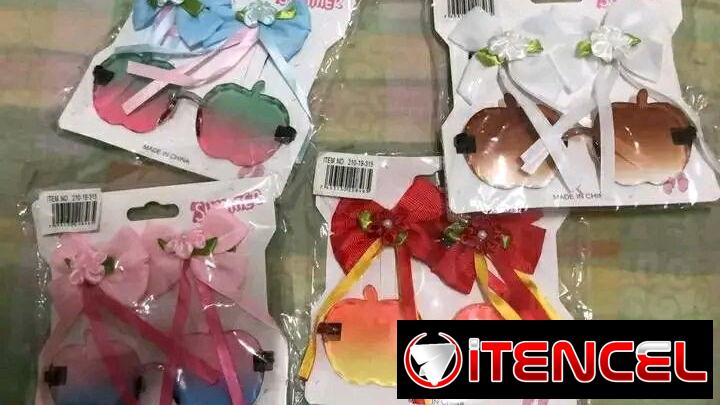 Gafas, mochilitas y relojes de niños
