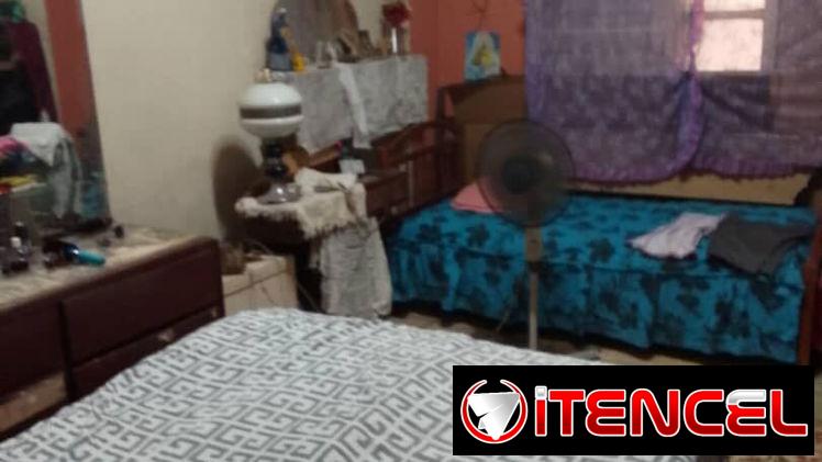 SE VENDE APARTAMENTO INTERIOR EN PLANTA BAJA DE UNA HABITACIÓN PEGADO AL HOTEL HABANA LIBRE