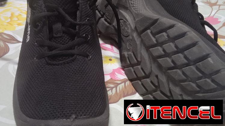 Zapato #42 para trabajo y senderismo como nuevo.tel.54325095