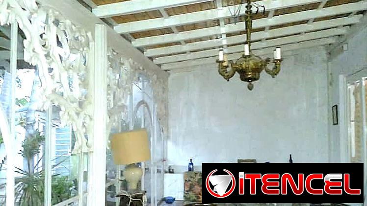 Casa independiente capitalista con piscina en CUBANACÁN