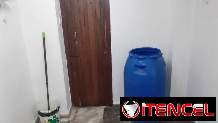 Se rentan 2 apartamentos en línea y B , vedado
