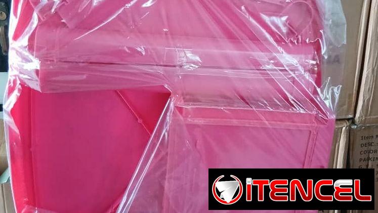Mesa plastica para niños 35 usd