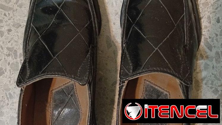 Zapatos de vestir de hombre. Número 41.