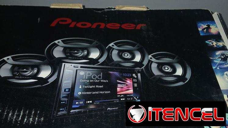 Reproductora Pioneer tactil con cuatro bocinas Pioneer, todo en su caja, interesados llamar o escribir al 5 3380315 Prec