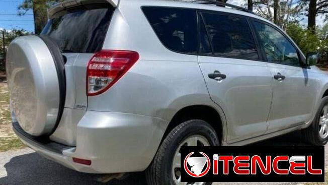 Toyota Rav4 del 2010 ,salón en piel,automático,4×4,en óptimas condiciones,la fiabilidad y el rendimiento