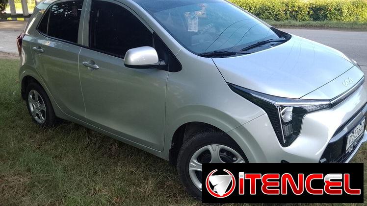 Se vende Kia Picanto 2025.