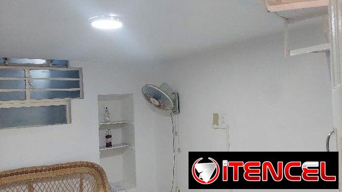 Vendo apto Centro habana a 2cuadras del vedado
