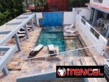 📱 Hostal de Lujo en 10 de Octubre con Piscina Billar y Suite Privada
