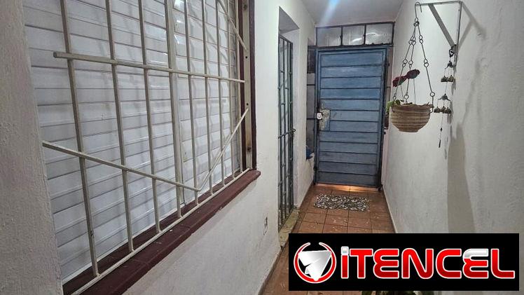 Apartamento en el Cerro,3er piso
