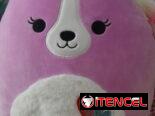 Variedad de peluches.
