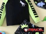 Ropa de playa de niño