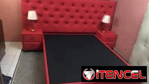 CAMA  TAPIZADA DE LUJO
