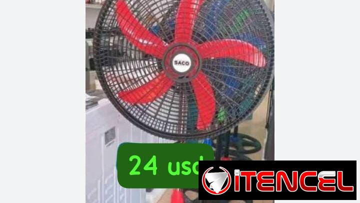 Ventilador de pedestal