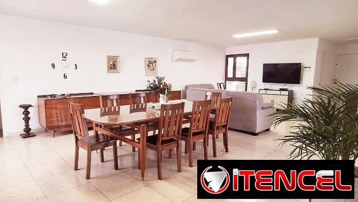 SE VENDE APARTAMENTO EN MIRAMAR