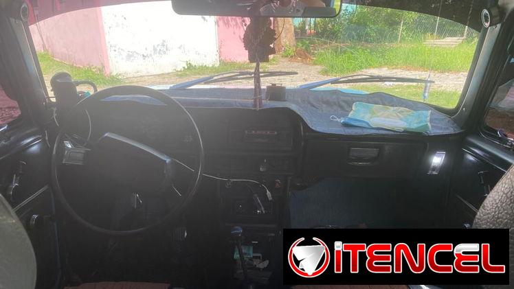 Carro impecable con 0 detalles.