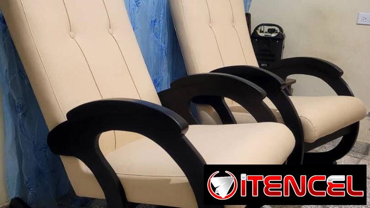 Sillones tapizados.  Comadritas