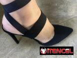 Tacones negros