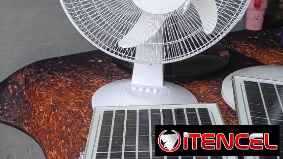 Ventiladores recargables con panel solar