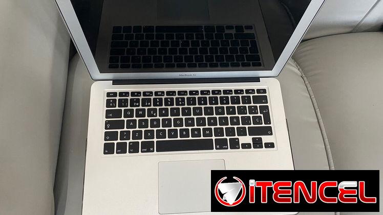 MacBook Air 2017