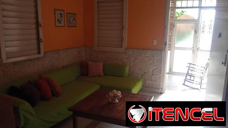 CASA TOTALMENTE INDEPENDIENTE EN EL CASINO DEPORTIVO