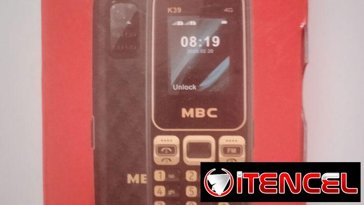 Teléfonos de teclas nuevos en caja