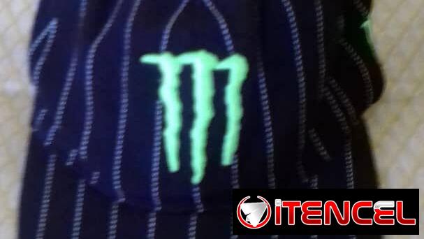 GORRA  MONSTER NUEVA. 700 CUP.