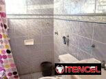 Casa de 2/4 y 1/2, 2 niveles, carposh, en Marianao (M-22)