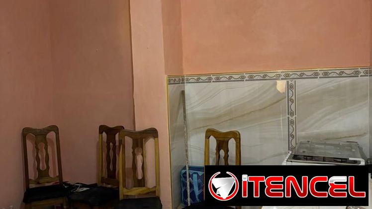 • LR006  🏢 Apartamento en Venta – Prado y Malecón, La Habana  📍 Ubicación: Prado y Malecón, La Habana 📌