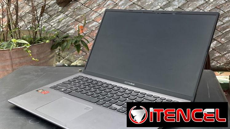 Asus Vivobook 15 Ryzen 3 (De Uso)